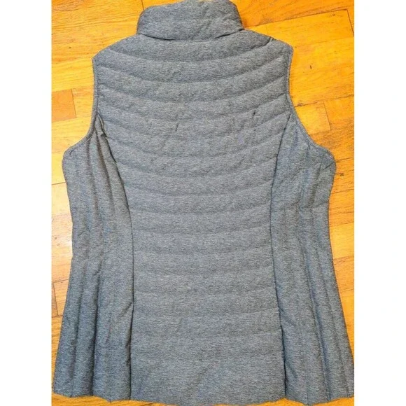 HeatKeep Puffer Vest Womens Size Small Down-Poly Packable Full Zip Pockets EUC - Picture 8 of 9